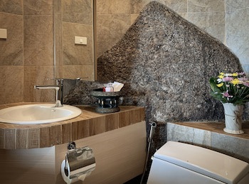 Baan Hin Sai Resort & Spa