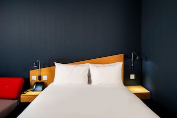 Holiday Inn Express Hamilton, An Ihg Hotel