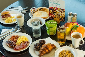 Holiday Inn Express Hamilton, An Ihg Hotel