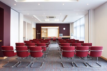 Holiday Inn Express Hamilton, An Ihg Hotel