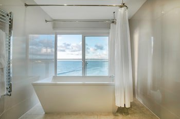 Fistral Beach Hotel And Spa - Adults Only