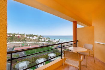 Iberostar Waves Playa Gaviotas -All Inclusive