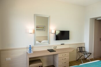 Cynthiana Beach Hotel galeri fotoğrafı