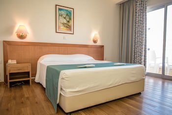 Cynthiana Beach Hotel galeri fotoğrafı