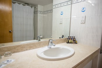 Cynthiana Beach Hotel galeri fotoğrafı