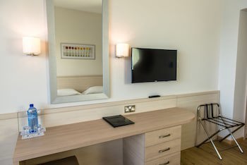 Cynthiana Beach Hotel galeri fotoğrafı