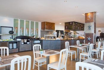 Iberostar Waves Bouganville Playa
