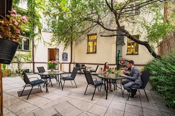 Hotel U Divadla galeri fotoğrafı