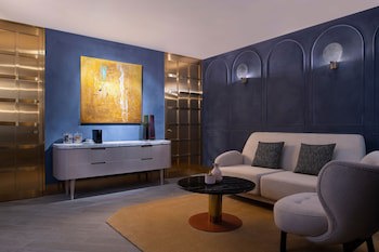W Doha