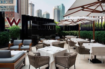 W Doha