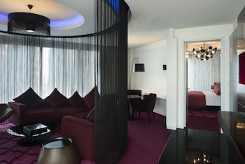 W Doha