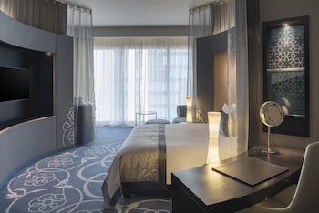 W Doha