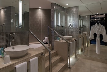 W Doha