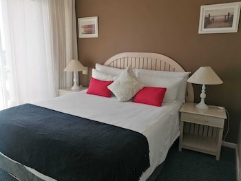 Cape Town Beachfront Apartments At Leisure Bay