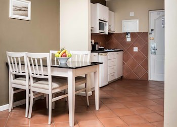 Cape Town Beachfront Apartments At Leisure Bay