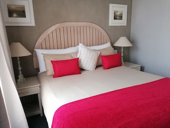 Cape Town Beachfront Apartments At Leisure Bay