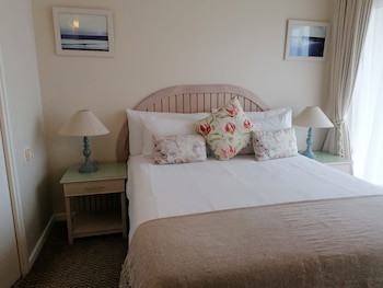 Cape Town Beachfront Apartments At Leisure Bay