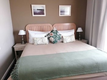 Cape Town Beachfront Apartments At Leisure Bay