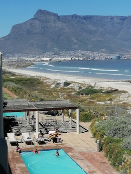 Cape Town Beachfront Apartments At Leisure Bay