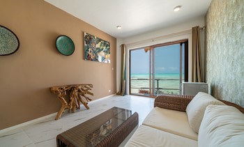 Coral Rocks Hotel & Restaurant