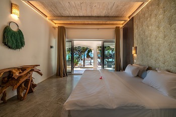 Coral Rocks Hotel & Restaurant