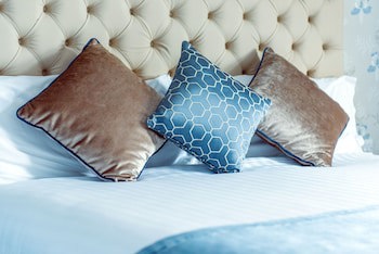 Dromhall Hotel