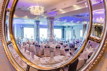 Dromhall Hotel