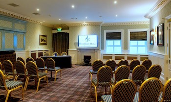 Dromhall Hotel