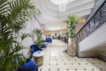 Dromhall Hotel
