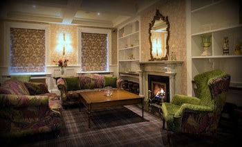 Dromhall Hotel