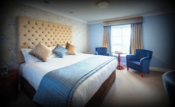 Dromhall Hotel