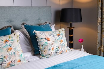 Dromhall Hotel