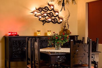 Avalon Boutique Suites Hotel