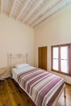 Avalon Boutique Suites Hotel