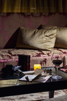 Avalon Boutique Suites Hotel