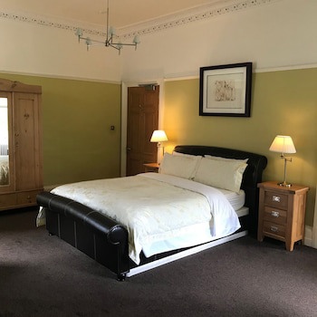 Ashtree House Hotel
