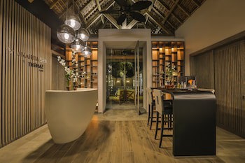 Anahita Golf & Spa Resort