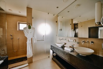 Anahita Golf & Spa Resort