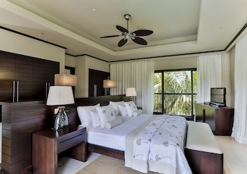 Anahita Golf & Spa Resort