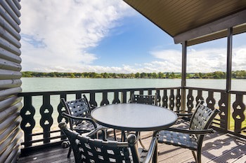 Pine Lake Resort