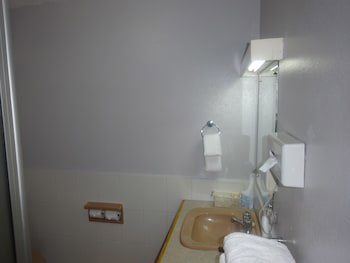 Suva Motor Inn
