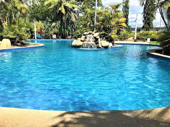 Grand West's Villas