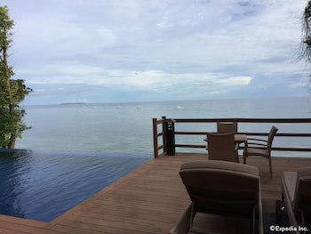 Eskaya Beach Resort And Spa