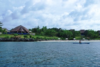 Eskaya Beach Resort And Spa
