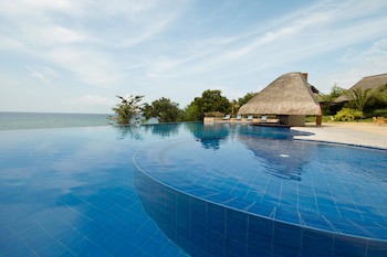 Eskaya Beach Resort And Spa