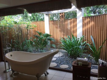 Eskaya Beach Resort And Spa
