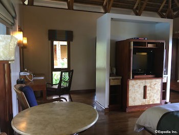 Eskaya Beach Resort And Spa