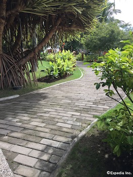 Eskaya Beach Resort And Spa