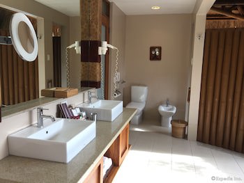 Eskaya Beach Resort And Spa