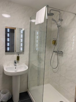 Alton House Hotel